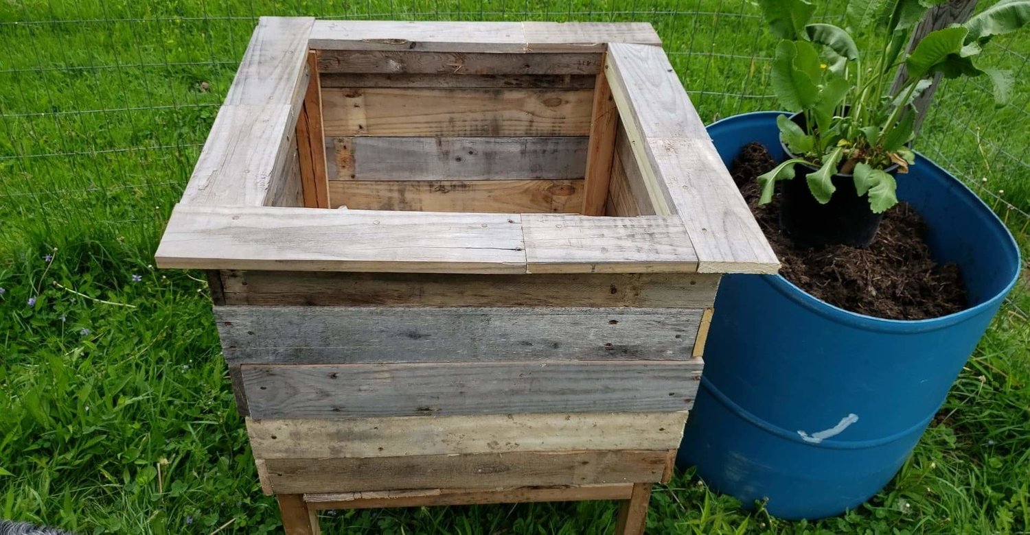 Finished with this wood pallet planter, my appreciative wife’s first question was if I could make a few more.